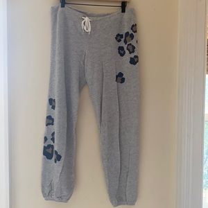 Jogger leopard print sweatpants